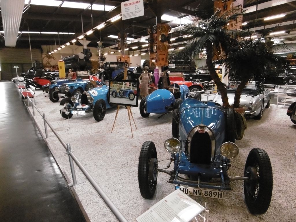 bugatti.jpg